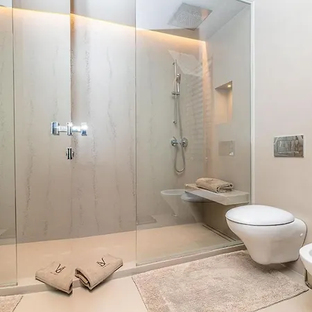 Lovely - With Views Apartment *