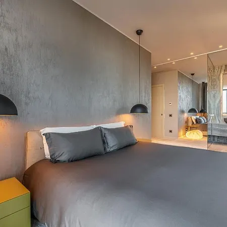 Lovely - With Views Apartment Mailand