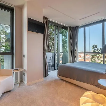 Lovely - With Views *