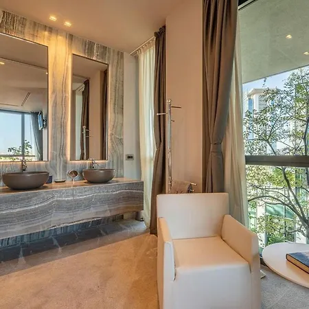Lovely - With Views Apartment *